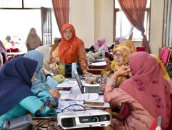Ketua TP PKK Agam Gelar Rapat Perdana Pengurus Lengkap
