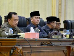 Wabup Agam Hadiri Rapat Paripurna Penetapan Perubahan Propemperda 2025
