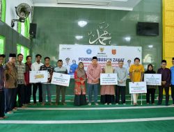 Baznas Agam Distribusikan Zakat Rp76.050.000 Untuk 40 Mustahik