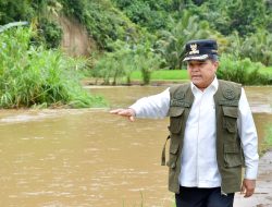 Upayakan Penanganan Maksimal, Bupati Agam Tinjau Lokasi Bencana di Palupuah