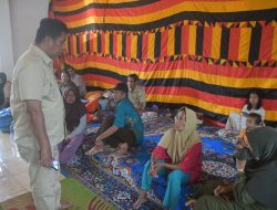 Kunjungi Pos Pengungsian, Sekda Agam Pastikan Ketersediaan Logistik dan Bahan Pangan
