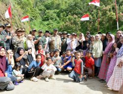TNI AD Bangun Jembatan Armco di Salimpauang, Wabup Agam: Bentuk Nyata Negara Hadir