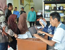 Jelang Idul Fitri 1447 H, Ribuan KK Terdampak Bencana di Agam Terima Uang Kesejahteraan