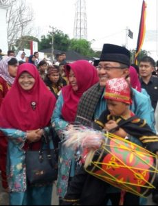 Dafa, si Kecil Asal Matur Nan Lihai Memainkan Tambua
