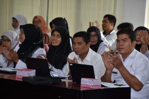 Kurikulum 2013 Dengan Keterampilan Abad 21