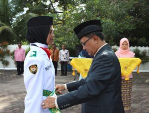 Bupati Agam Kukuhkan 65 Anggota Paskibraka