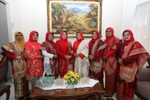 Ini Makna Kemerdekaan Bagi Ketua TP PKK Agam