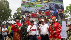Vito dan Wahyudi Tercepat Pada Tour de Maninjau TNI