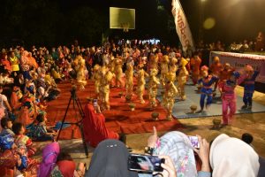 Pentas Seni Tradisi Minangkabau Hebohkan Panggung Utama Agam ECE 2018