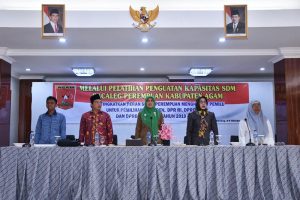 Bacaleg Perempuan Agam Dibekali  Atasi Keminiman Keterwakilan Perempuan di Legislatif