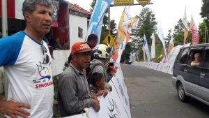 Antusias Masyarakat Matur Tinggi Saksikan TdS Etape 4