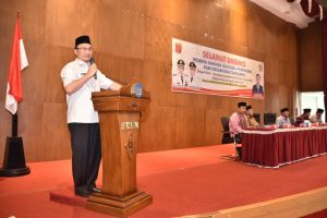 Buka Seminar Nasional, Wabup Agam : Guru Harus Mampu Budayakan Menulis Ilmiah