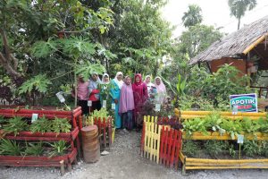Kurangi Sampah Plastik, Ny Vita Ajak Kaum Ibu Pakai Kantong Belanja Sendiri