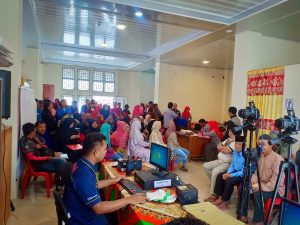 Mudahkan Masyarakat, Disdukcapil Agam Laksanakan Sistem Jebol di Nagari