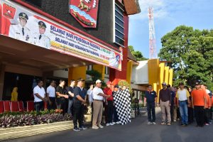 Peringati Hari Pendidikan Nasional, Pemkab Agam Gelar Jalan Santai