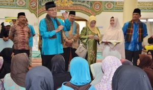 Ramadhan 1440 H, 200 Voucher Pabukoan Dibagikan Pada Keluarga Kurang Mampu di Agam