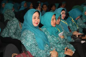 Pengurus TP PKK Agam Hadiri Seminar Nasional 2019