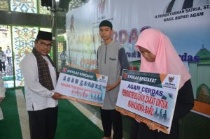 Baznas Agam Salurkan Zakat Rp 428 Juta Bagi 203 Mustahik