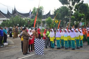 Meriahkan HUT ke-74 RI, 1.430 Pelajar Agam Ikut Lomba Gerak Jalan Tepat Waktu