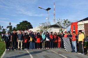 Peringati HUT ke-74 RI, Ribuan Peserta Antusias Ikuti Jalan Santai