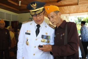 Pemkab Agam Ucapkan Terima Kasih, Pejuang Veteran Terharu