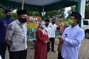 Indra Catri Minta Camat dan Wali Nagari Lebih Transparan dalam Menyalurkan Bantuan Covid-19