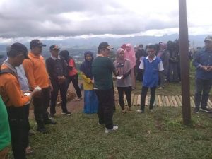 Nagari Bukik Batabuah Fasilitasi 49 Mahasiswa KKN dengan Jamsostek