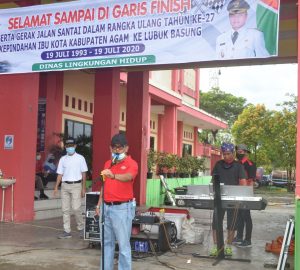 Semarak HUT ke-27 Ibu Kota Agam – Martiaswanto dan Tasman – Sumbang Suara Emas