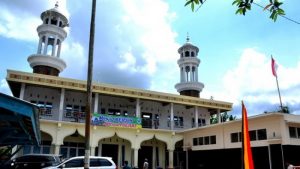 Masyarakat Kamek Laksanakan Shalat Ied Menyebar di Seluruh Masjid