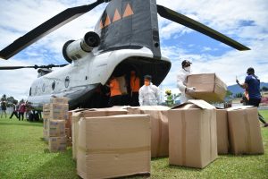Percepatan Penanganan Covid-19, BNPB Droping Bantuan APD ke Agam