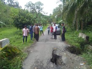 DPUTR Agam Perbaiki Gorong-gorong di Sitanang Kaciak