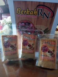 Warga Jorong IV Garagahan Olah Jahe Merah Menjadi Serbuk Minuman Sehat