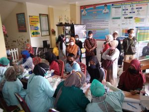 873 Anggota KPPS dan Linmas Kecamatan Tanjung Raya Jalani Rapid Test