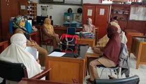 Kadis PMPTSP-Naker Agam Monitoring ke Kantor Pelayanan Bersama Belakang Balok
