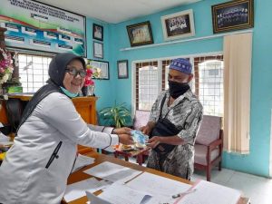 16 Orang Imam dan Garin Masjid di Koto Panjang Terima Uang Transpor Dari Pemnag