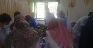 Peringati HUT ke-19, Kecamatan Ampek Nagari Gelar Sunatan Massal
