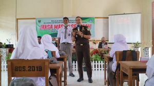 Jaksa Masuk Sekolah, Cara Kejari Agam Agar Pelajar Melek Hukum