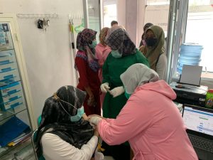Besok 39 Nakes Puskesmas IV Koto Jalani Vaksinasi Kedua