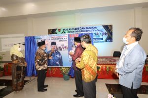 Bupati Agam Tersanjung, Komunitas Guru Inspiratif Lahirkan Buku Kisahkan Dirinya