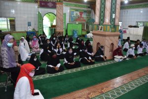 Tadarus Al-Qur’an Warnai Ramadan di Masjid Raya Maninjau