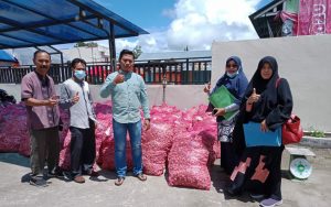 13 Keltan di Agam Terima Bantuan Benih Bawang Putih