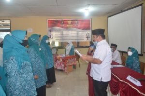 Bupati Agam Kukuhkan Tim PAAREDI Masa Bakti 2021 -2024