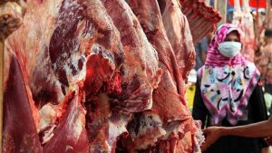 Jelang Idul Fitri 1442 H, Harga Hati Sapi Melonjak di Pasar Tradisional Agam