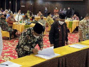 Bupati Agam Tandatangani Kesepakatan Bersama dengan Kanwil Kemenkumham Sumbar