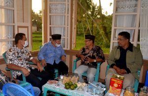 Bupati Agam Diskusi Soal Pendidikan dan Adat Budaya dengan Tokoh Masyarakat Tanjung Raya