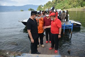 Bupati dan Wakil Bupati Agam Observasi Langsung Kondisi Danau Maninjau