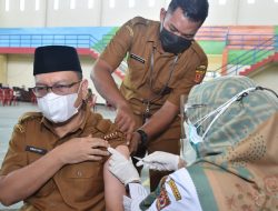 Wabup Agam Jalani Vaksinasi Dosis Kedua