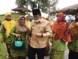 Bupati Agam Hadiri Pengajian Bulanan Aisyiyah