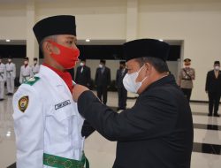 Bupati Agam Kukuhkan 52 Anggota Paskibraka