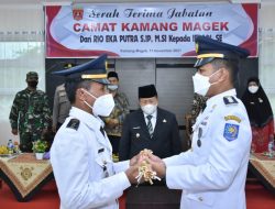 Ifradi Jabat Camat Kamang Magek, Ini Pesan Bupati Agam